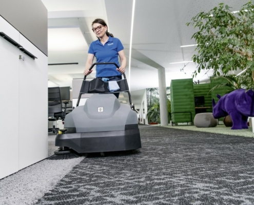 kaercher-teppichkehrmaschine-cvs-65-1-1